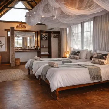 Thornicroft Lodge Hotels near South Luangwa National Park