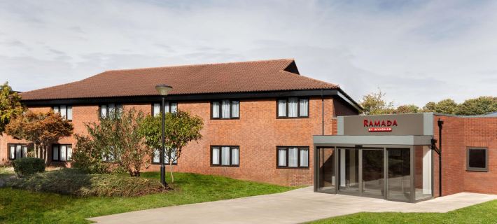 Ramada by Wyndham Bristol West Hotels in Bristol