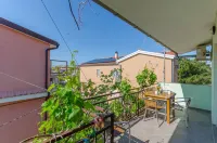 Apartments Sklopina