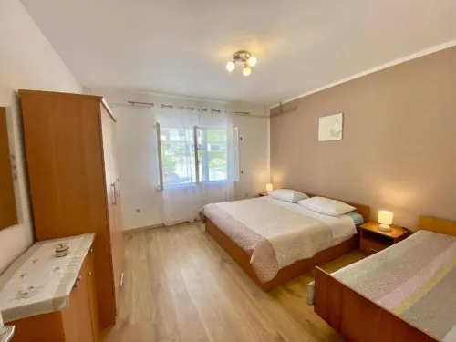 Apartments Franciska I Tihomir