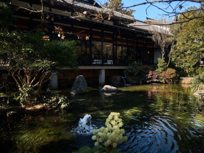 庭 鶴巻温泉 元湯陣屋の写真