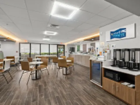 Clarion Pointe Lakeland I-4 Hotels in Lakeland