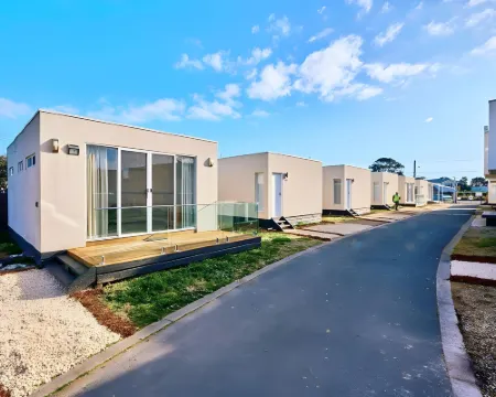 Peninsula Beachside Accommodation Hotels in Dromana