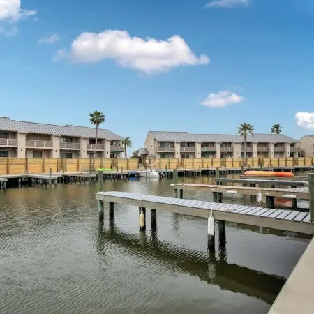 Fisherman Friend! - Coastal Condo - Views Await!