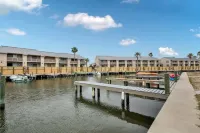 Fisherman Friend! - Coastal Condo - Views Await! - Beach