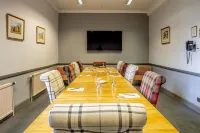 Green Hotel, A Member Of Radisson Individuals - parking