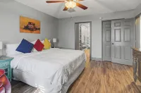 Shop & Dine: Fort Worth Condo w/ Racetrack Views! - Condos