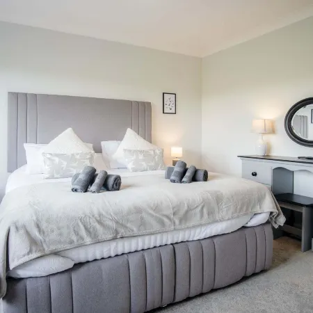 Springfield Lodge - 3 Bedroom Home - Princes Gate