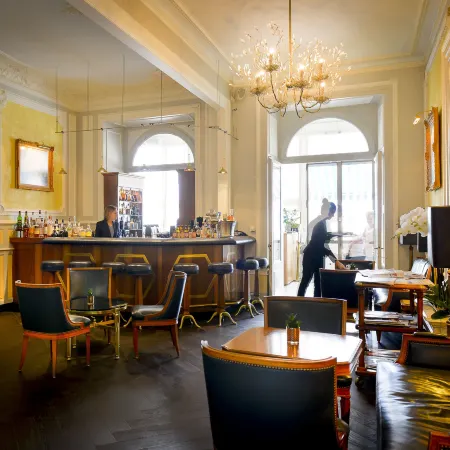 Hôtel des Trois Couronnes & Spa - the Leading Hotels of the World