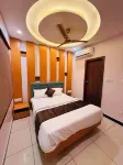 Hotel Hira Palace