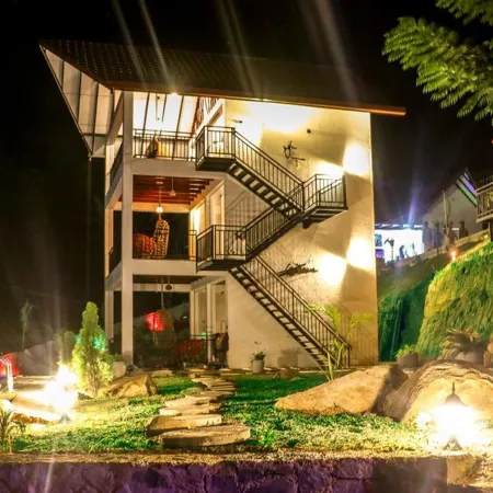 Awesome Place Hotel