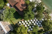Kyma Stay - Beachfront Apartments