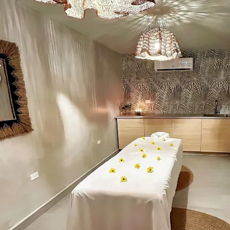 Bali Hotel Adults Only Isla Verde, a Trademark by Wyndham