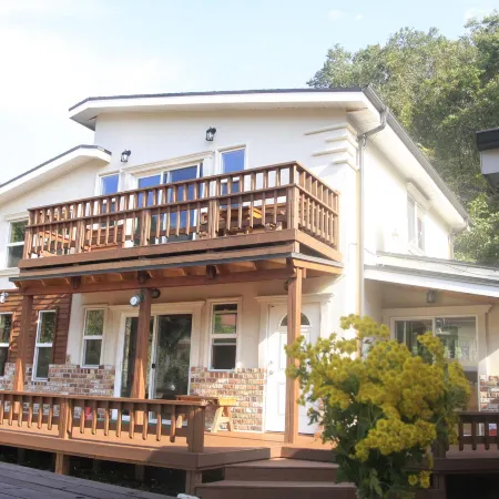 Yecheon Munpil Pension