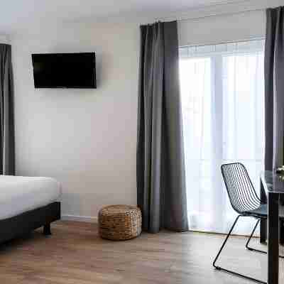 Beverly Hills Hotel Rooms