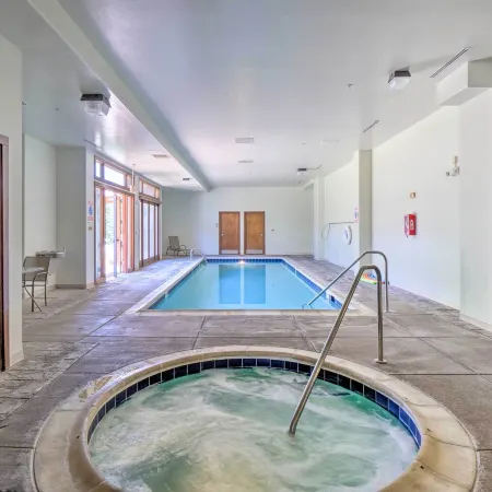 < 1 Mi to Slopes: Mtn-View Keystone Condo