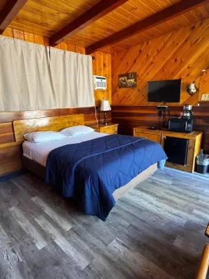 Toiyabe Motel - Motels