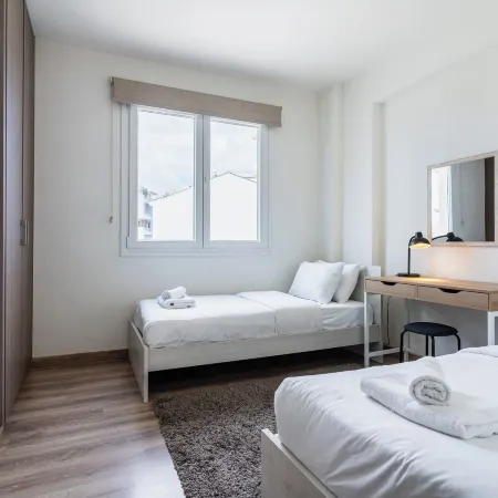 2BR Apt Near Larnaca Beach & Center