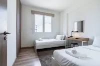 2BR Apt Near Larnaca Beach & Center - 2-Star