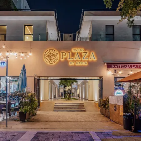 Hotel Plaza by Kavia