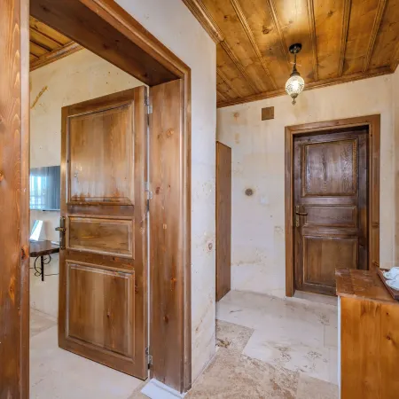 Rocca Stone House