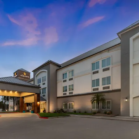 La Quinta Inn & Suites by Wyndham Brownsville North