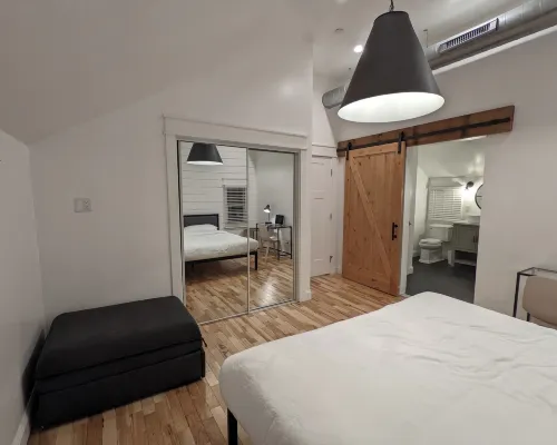 Hay Loft Apartment in Barn - Goshen Hotels in Goshen
