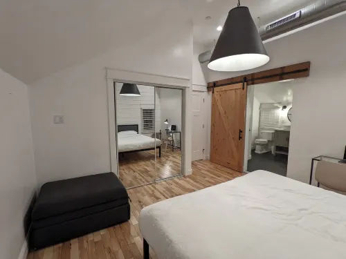 Hay Loft Apartment in Barn - Goshen - Apartments