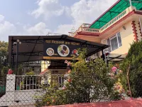 555 Home Stay and Restaurant