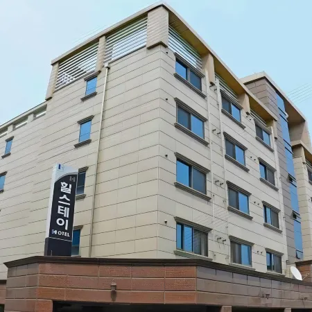 Hill Stay Hotel Residence