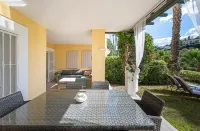 Lalq13 Stunning Frontline Golf 3 Bed Apt - 4-Sterne