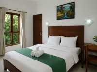 Azana Green Resort Pracimantoro Hotele w: Wonogiri