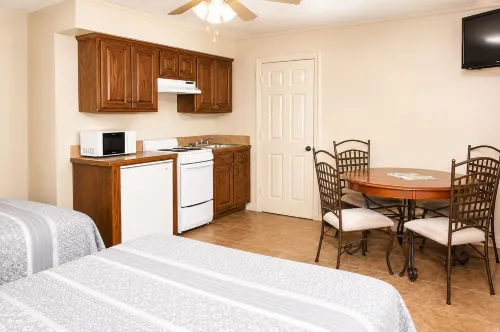 Jack's White River Fishing Resort - 2-Star