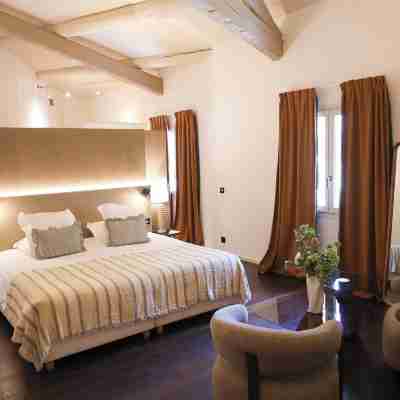 Hotel & Restaurants - Maison Chabran Rooms