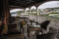 Bellbird Hotel