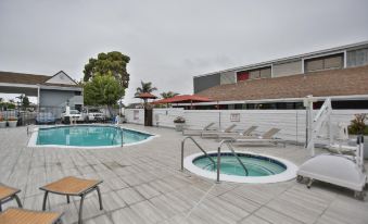 Best Western Surf City