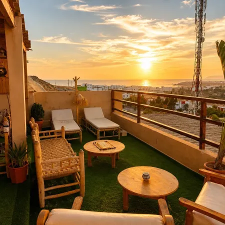 Banana Surf Camp - Yoga Vibe and Retreat