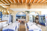 Stegna Star Apartments - breakfast