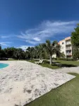 Charming 2-Bedroom Apartment in Punta Cana with Shared Pool - 2つ星