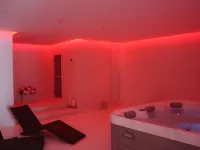 White Hotel - Bathtub