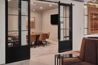 Landing Beautiful 1bd, Courtyard, Clubhouse - 3-Star