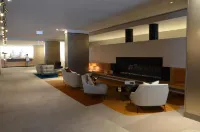 Orange Stay at Collins Wharf - 4-Star