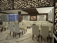ST Parklane Airport Hotel Chennai - breakfast