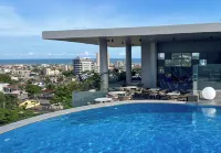 Anthonian Suites - Rooftop Pools