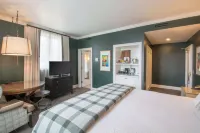 Sentinel Hotel - 5-Star