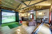 Historic Home w/ Hot Tub and Game Room in Augusta - 4 stjerner