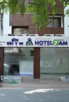 7AM By Glitz Hotels - 2 Sao