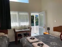 Mataki Motel - 3-Star