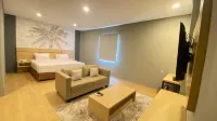Hotel Palm - parkir