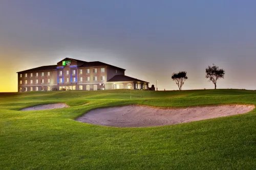 Holiday Inn Express & Suites SIOUX CENTER by IHG - 3 звезды